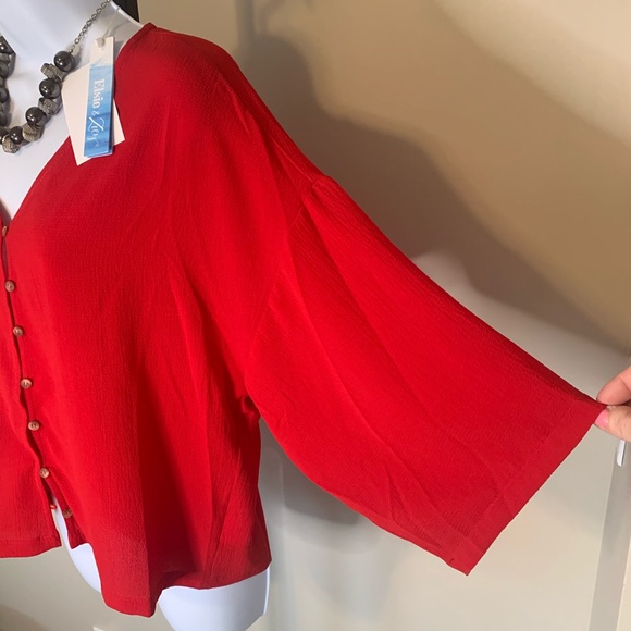 NWT Red Button Down Top and Necklace combo - Picture 5 of 11